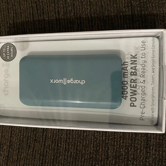 NWT 2 Portable chargers